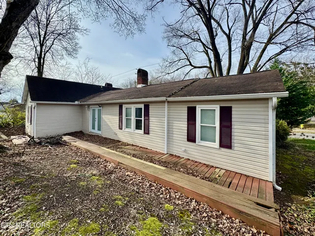 $259,000 | 101 East Maire Avenue, Clinton, TN 37716