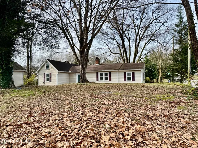$259,000 | 101 East Maire Avenue, Clinton, TN 37716