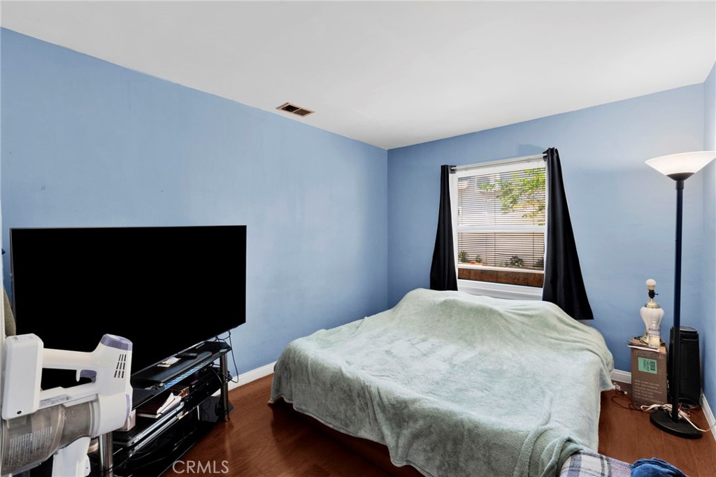 7664 Beckett Street Tujunga, CA 91042 - Photo 17 of 55