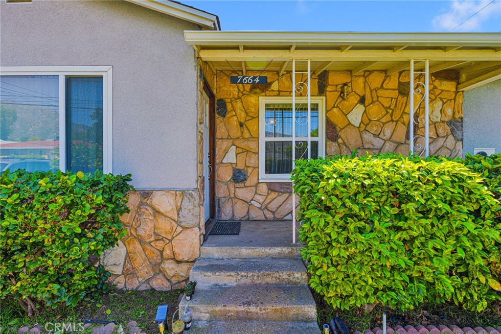 7664 Beckett Street Tujunga, CA 91042 - Photo 43 of 55