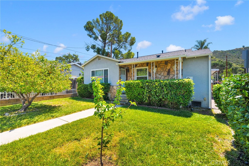 7664 Beckett Street Tujunga, CA 91042 - Photo 5 of 55