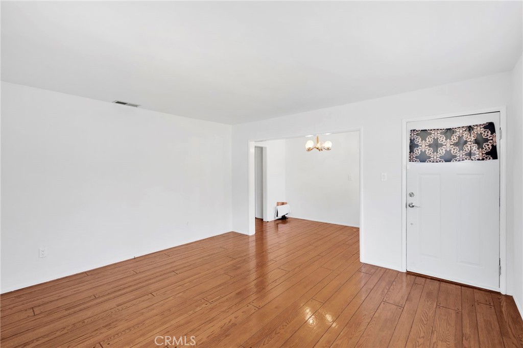 7664 Beckett Street Tujunga, CA 91042 - Photo 7 of 55