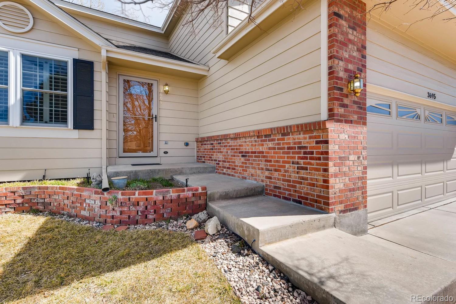 3695 Bucknell Circle Highlands Ranch, CO 80129 - Photo 3 of 24