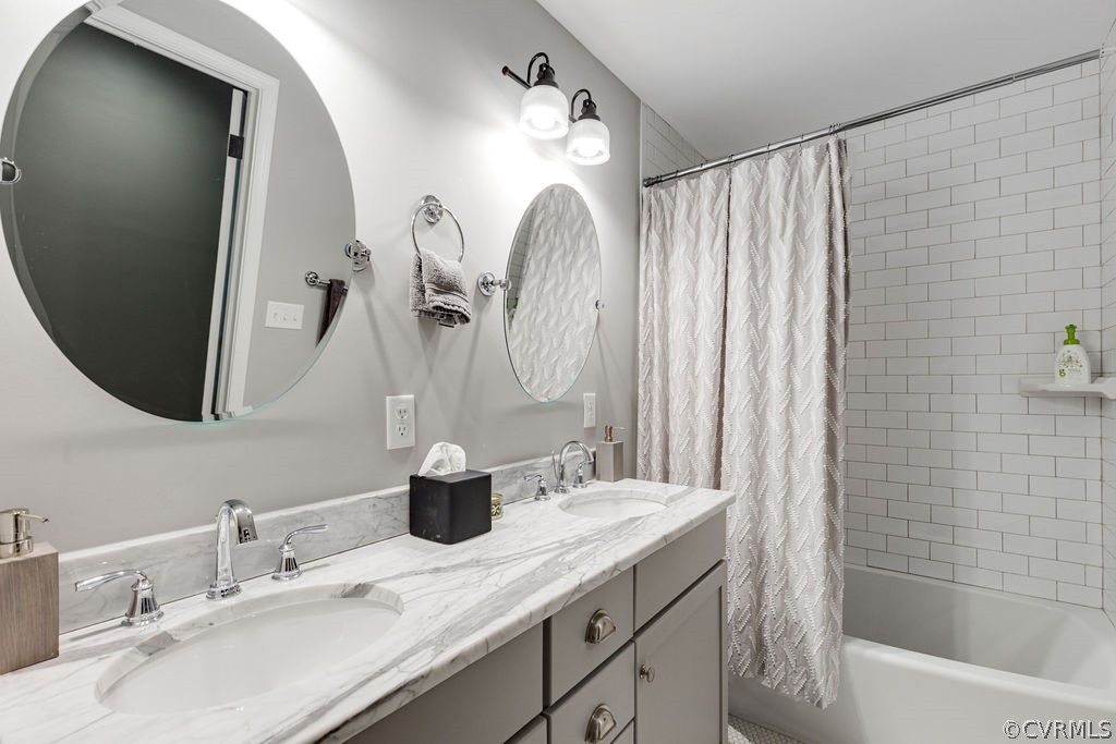 603 Ridge Top Road Henrico, VA 23229 - Photo 27 of 48 Hall renovated bath