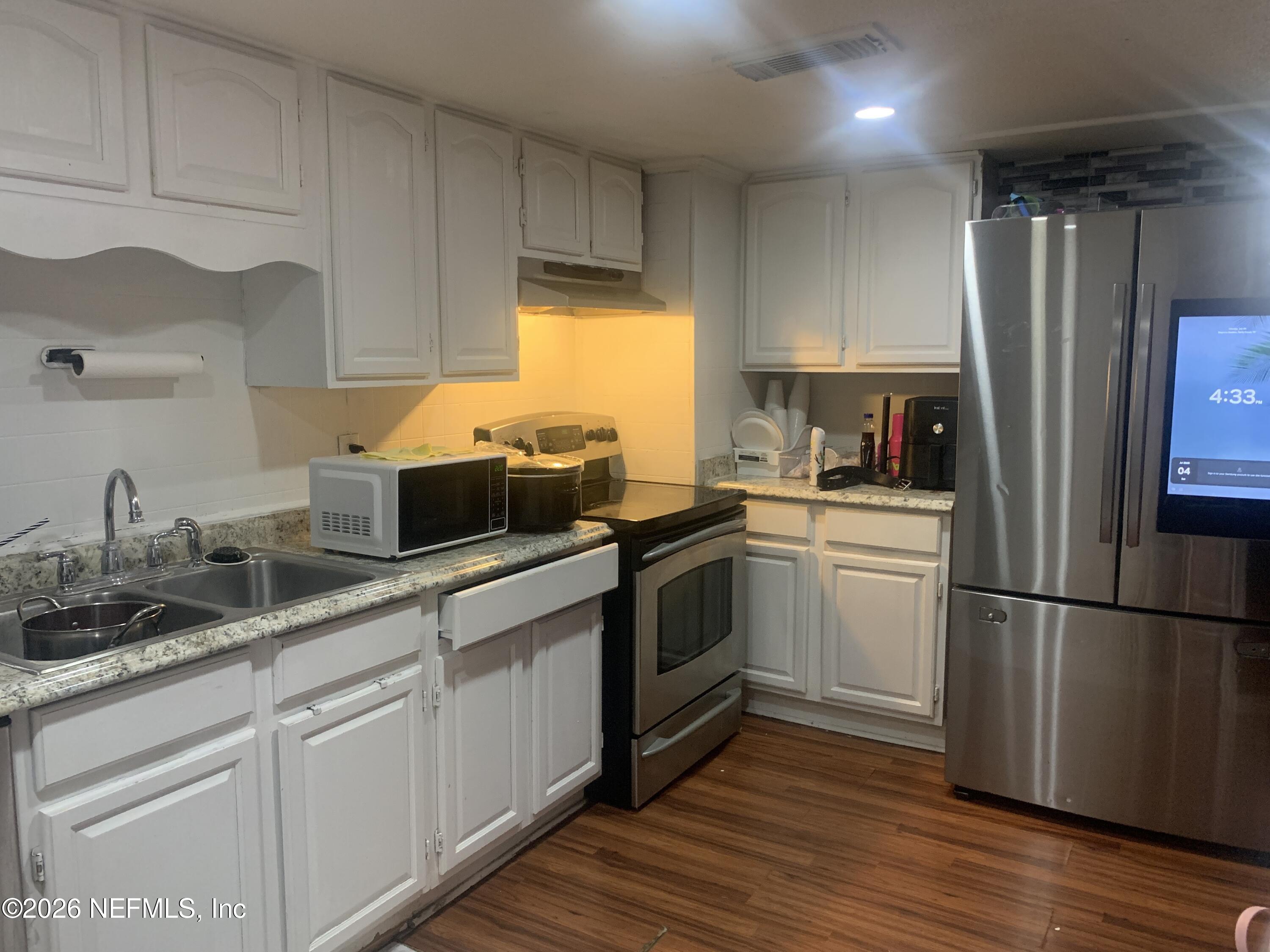 5737 Marigold Road Jacksonville, FL 32209 - Photo 7 of 11 IMG_4767