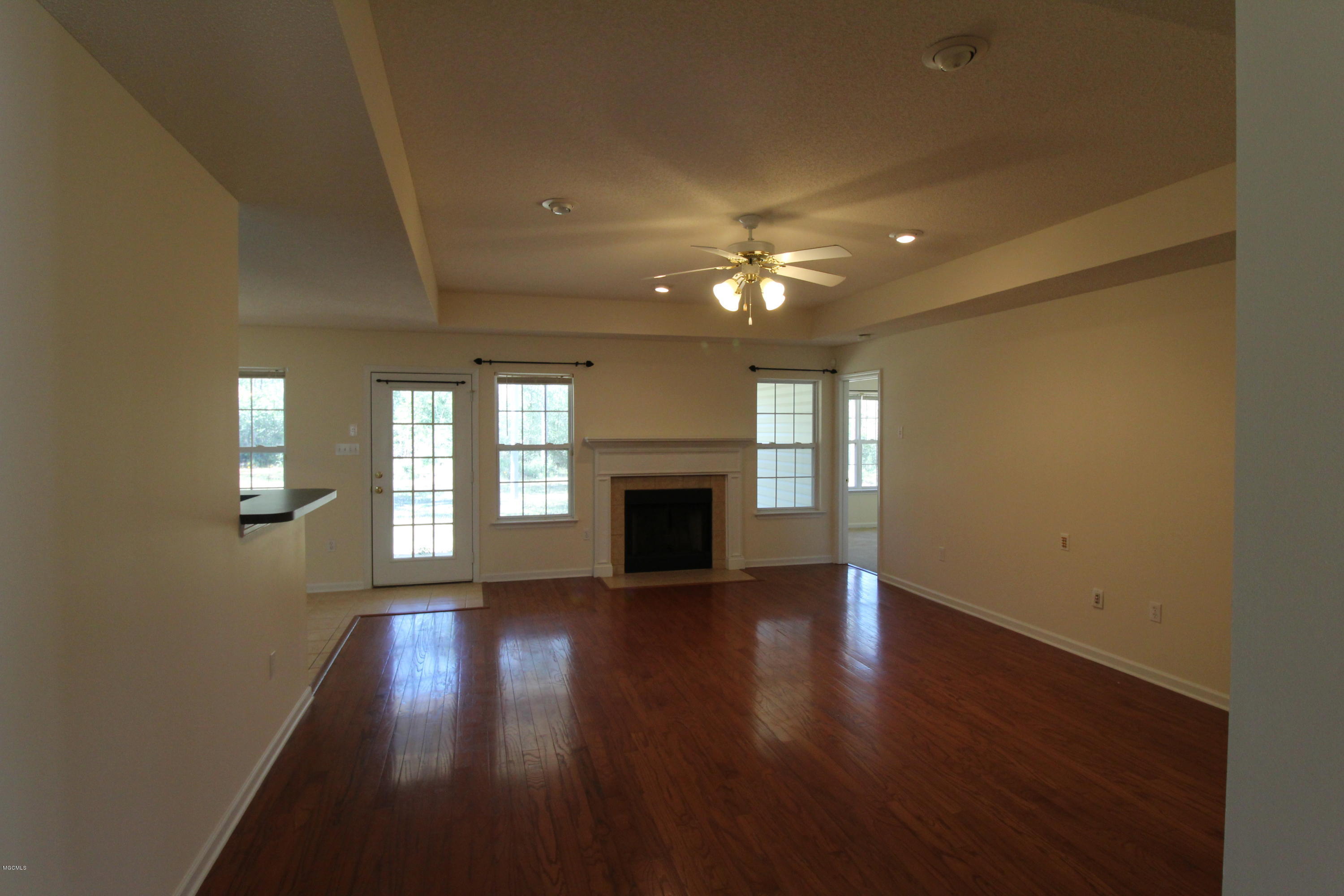 13231 Ridgeland Road Vancleave, MS 39565 - Photo 7 of 30 IMG_2749