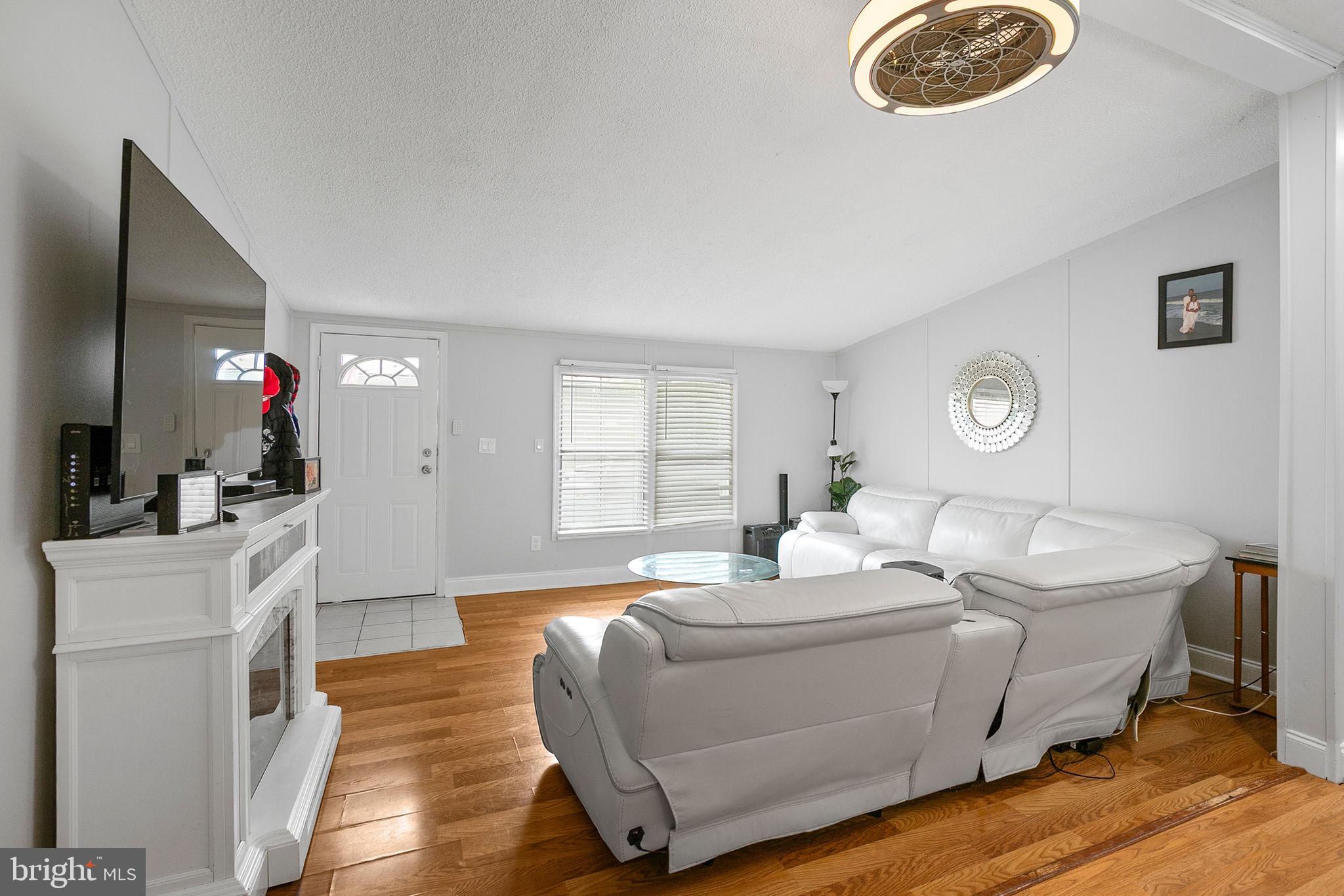 2002 David Drive Edgewood, MD 21040 - Photo 4 of 16