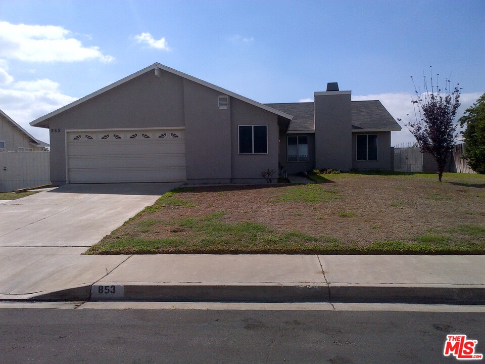 853 West Scott Street Rialto, CA 92376 - Photo 1 of 1