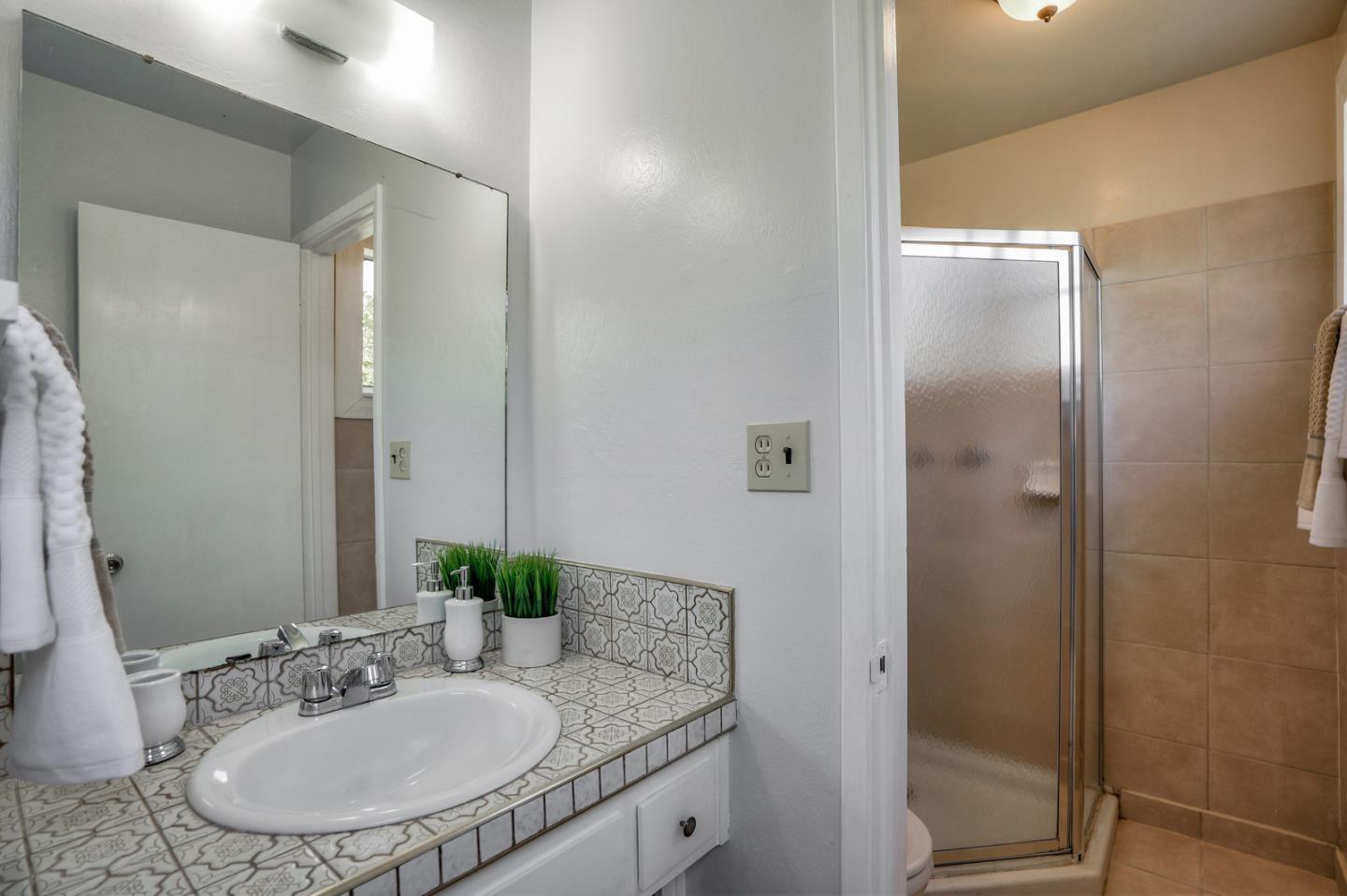 39056 Blacow Road Fremont, CA 94538 - Photo 13 of 18 Gallery Image 13
