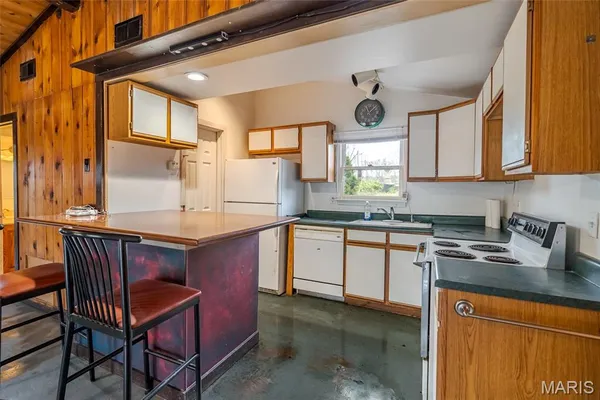 $385,000 | 2946 Camp Mo-Val Road, Union, MO 63084