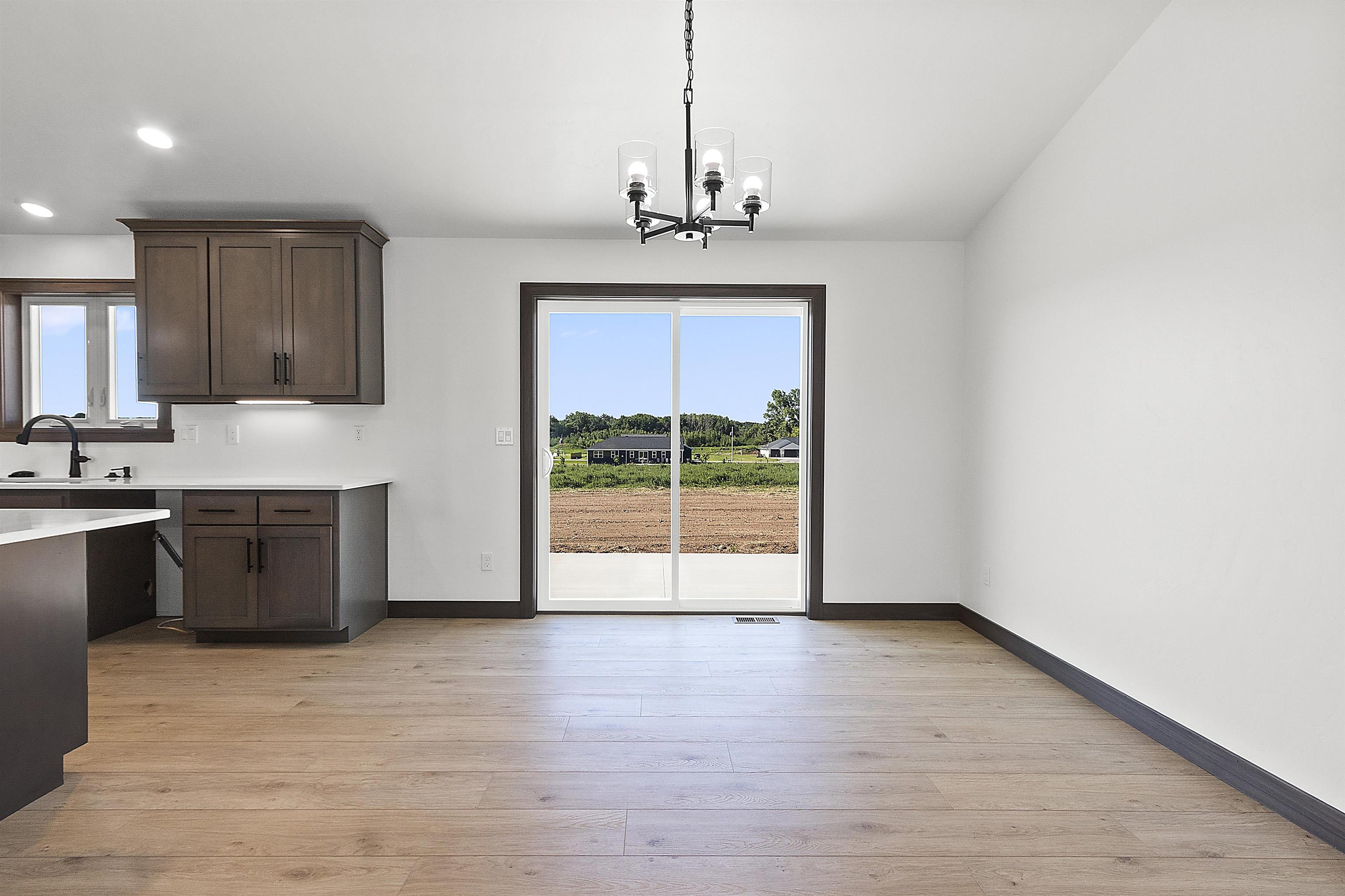 2722 Westline Road Suamico, WI 54313 - Photo 10 of 42 Gallery Image 10