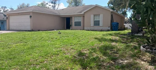 $2,300 | 153 Rosedale Avenue, Spring Hill, FL 34606