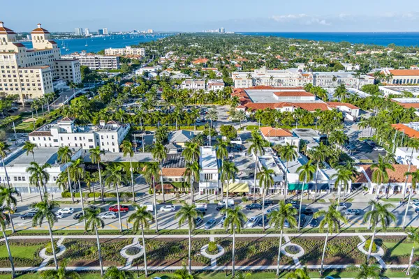 $15,000 | 261 Royal Poinciana Way, Palm Beach, FL 33480