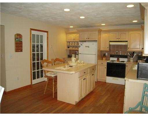 3 Morning Road Richmond, RI 02892 - Photo 6 of 12 Kitchen.