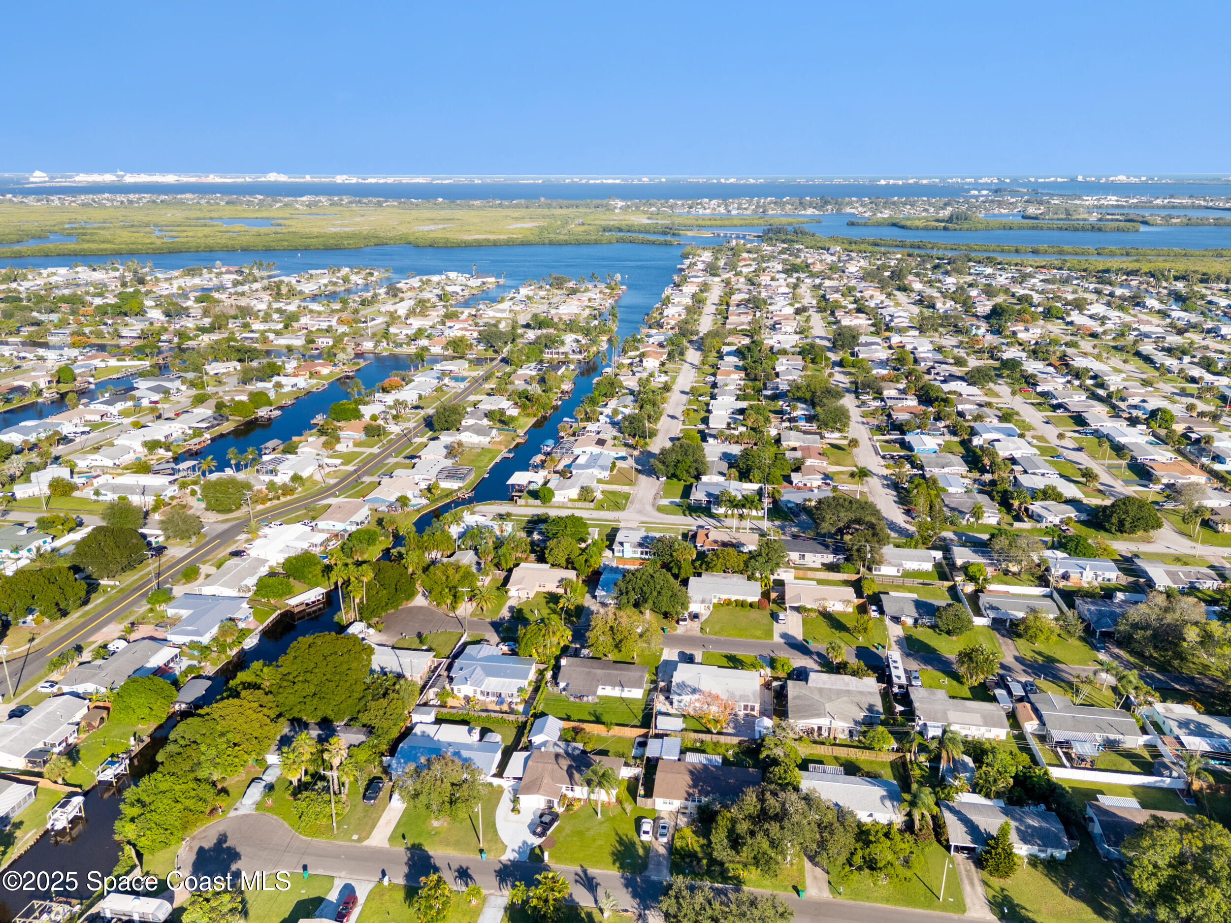 322 3rd Street Merritt Island, FL 32953 - Photo 12 of 38 a view of an ocean