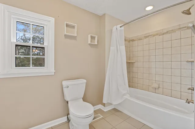 $682,399 | 3955 Stewarts Ferry Pike, Mount Juliet, TN 37122