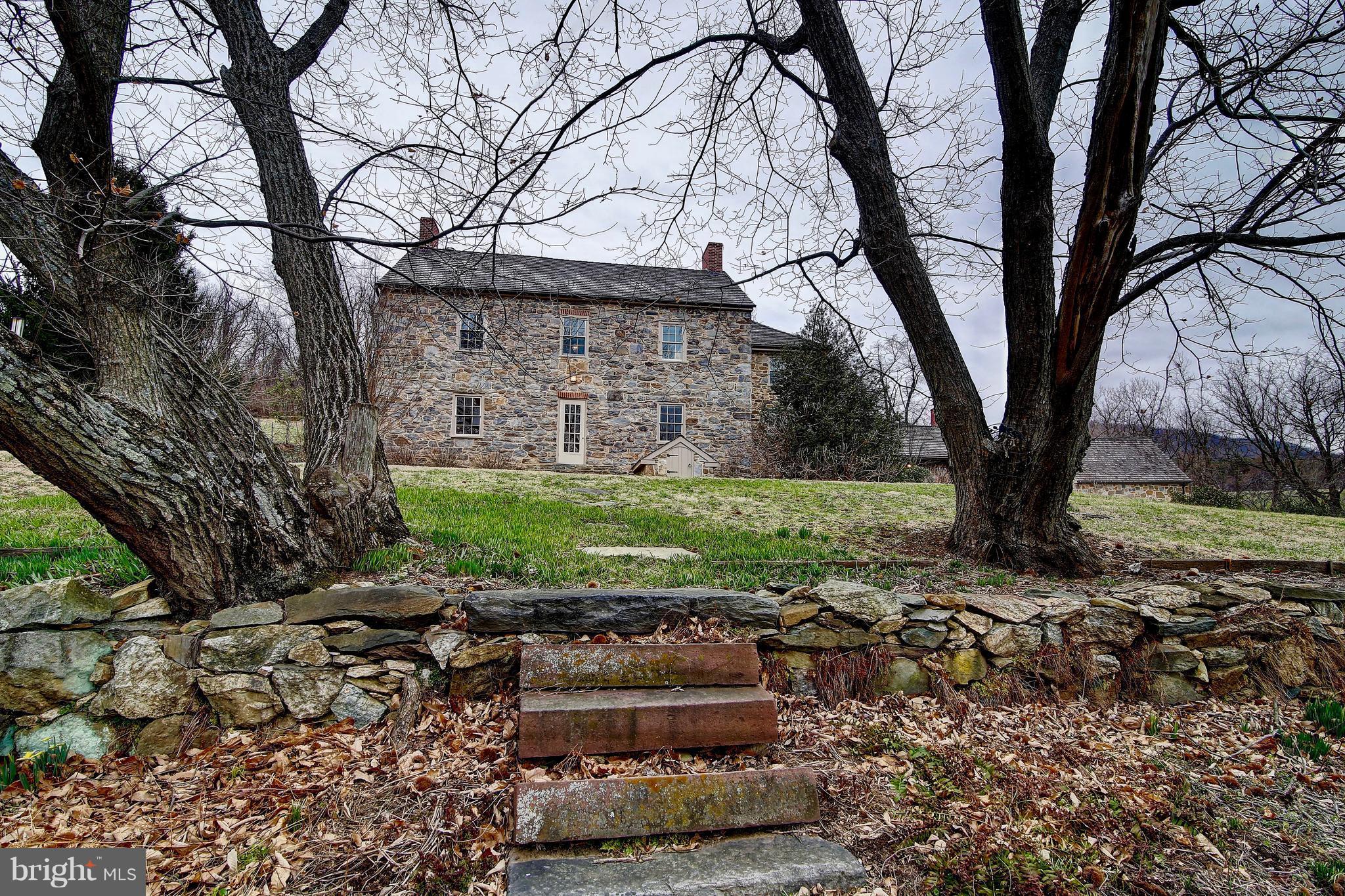 Exterior (Front)