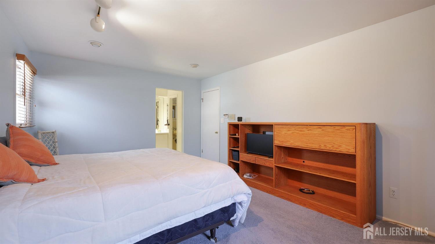 15 St Georges Road East Brunswick, NJ 08816 - Photo 16 of 25 Gallery Image 16