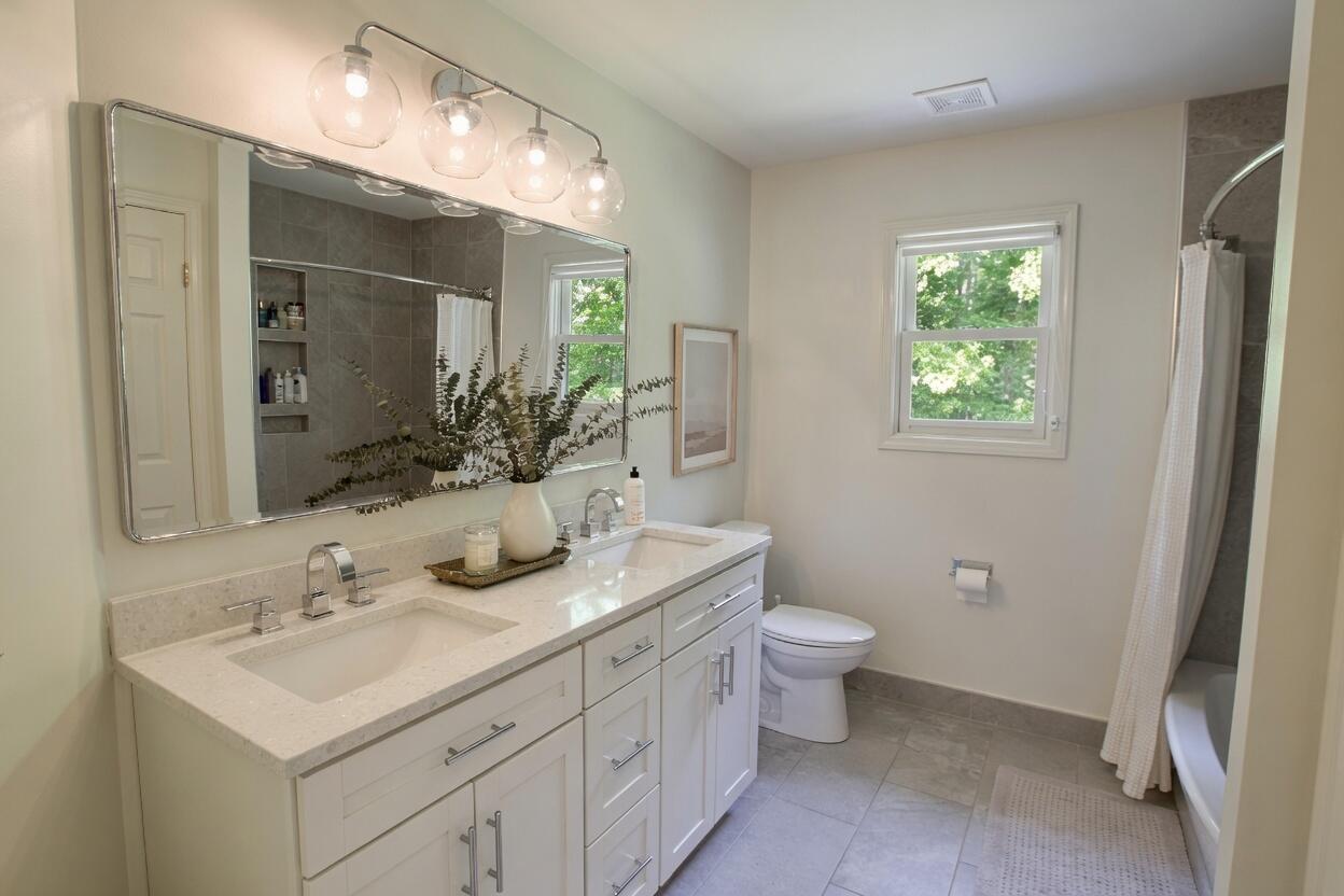 6985 Spring Crest Court Clarkston, MI 48346 - Photo 30 of 49 9rSie