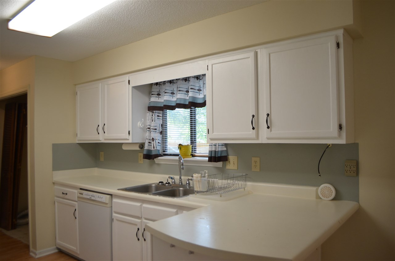 817 Horton Road Durham, NC 27704 - Photo 9 of 21 Kitchen