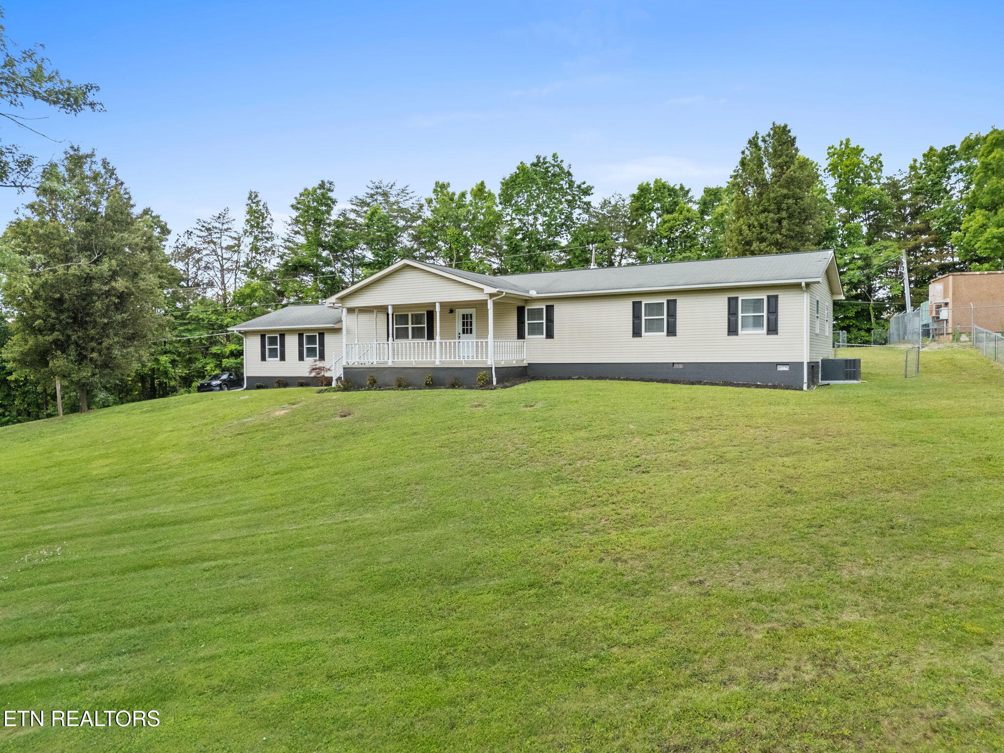 604 Reed Drive Powell, TN 37849 - Photo 1 of 31 5-web-or-mls-604 Reed--25
