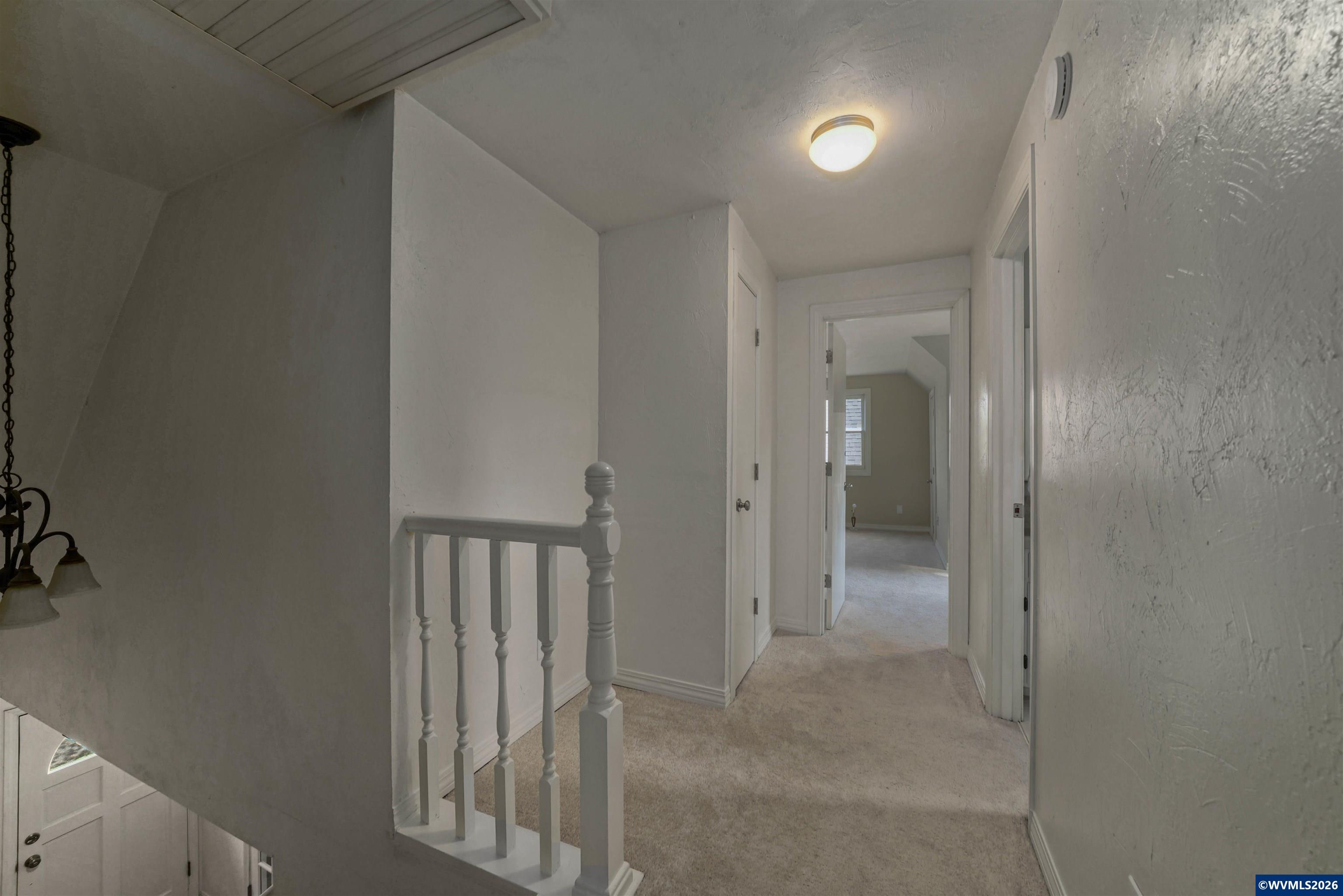 220 Northwest Downy Drive Sublimity, OR 97385 - Photo 31 of 47 a view of a hallway with entryway