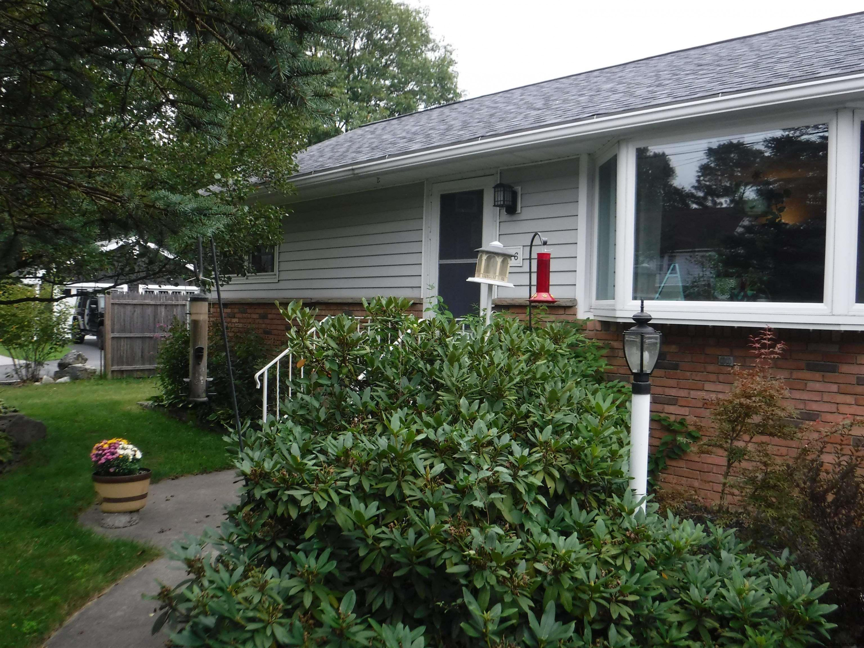 516 Stanek Road Rotterdam, NY 12306 - Photo 2 of 32 Photo 2
