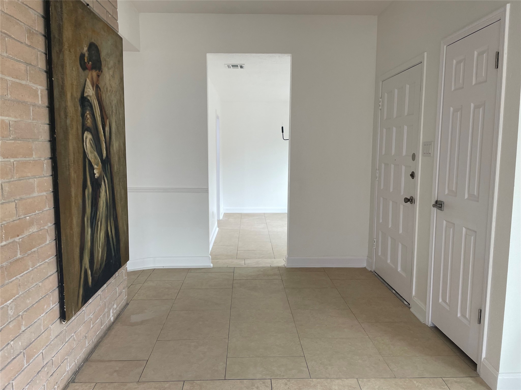 11630 Coachfield Lane Houston, TX 77035 - Photo 4 of 18 a view of an empty room