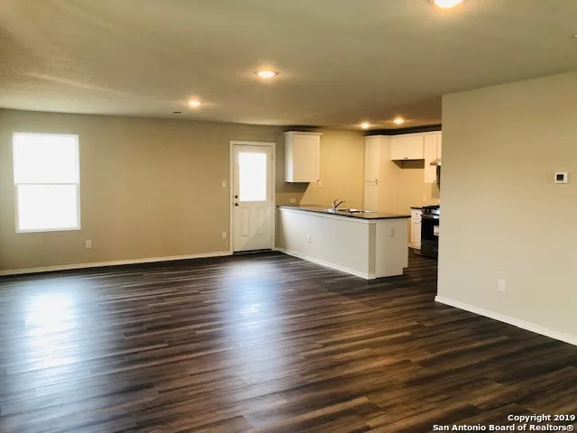 $1,595 | 9015 Little Hoss, Converse, TX 78109