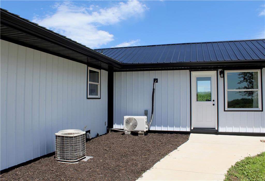 6890 Southeast Rogers Road Cameron, MO 64429 - Photo 7 of 80