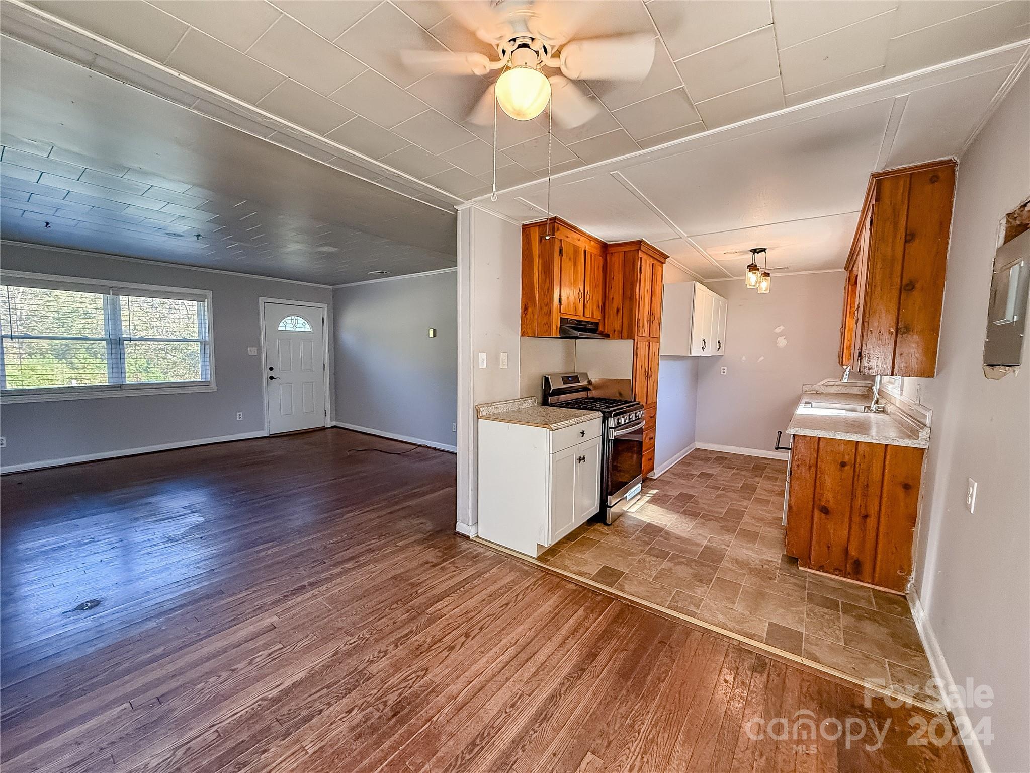 1893 Eastview Road Rock Hill, SC 29732 - Photo 8 of 24 Gallery Image 8