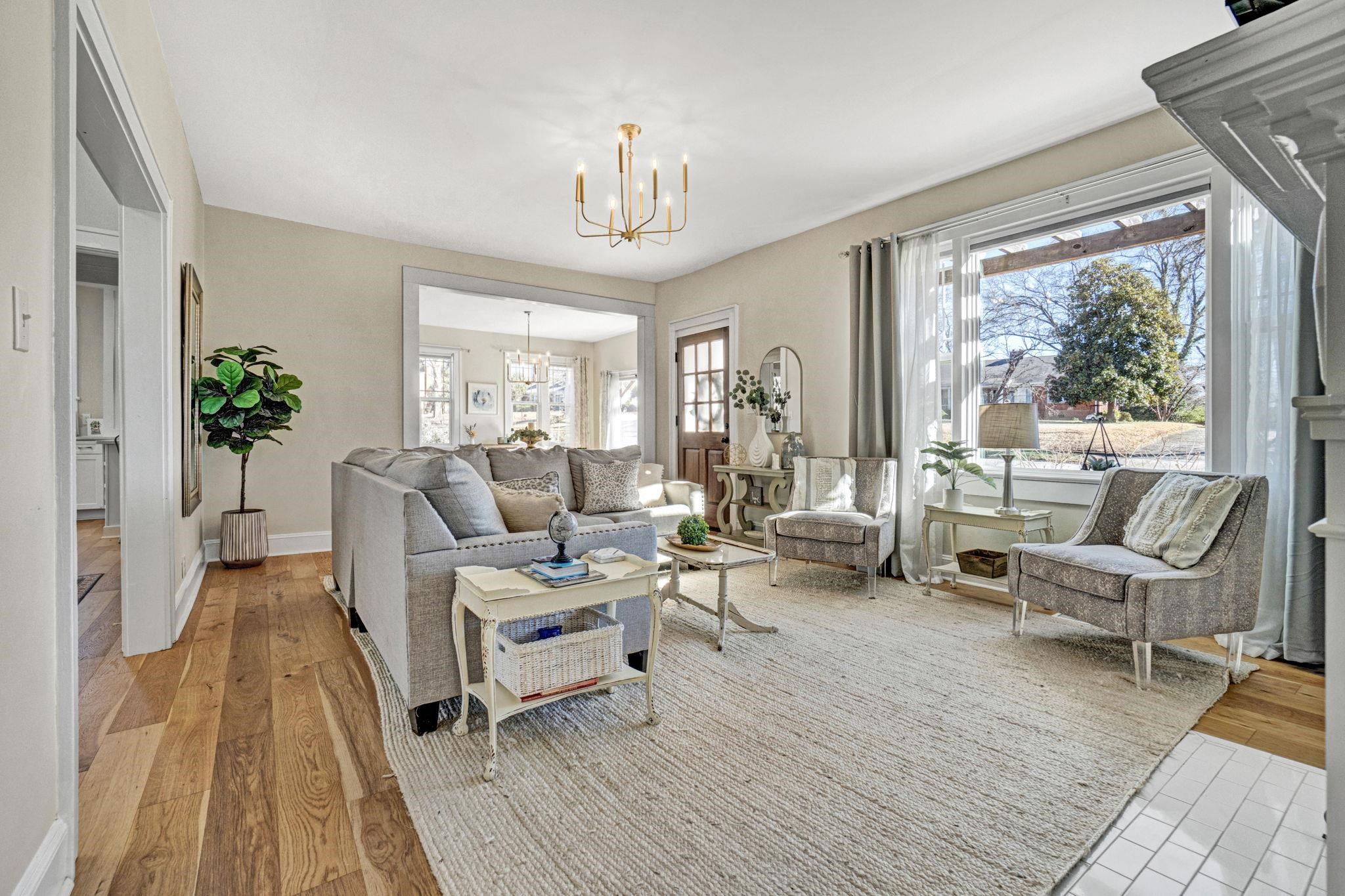 176 East Victoria Road Spartanburg, SC 29301 - Photo 2 of 46