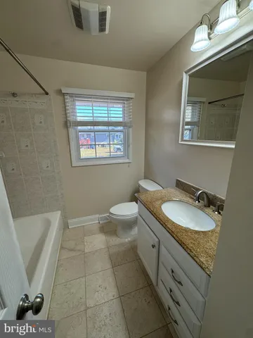 $619,900 | 8001 Hammond Street, Alexandria, VA 22309