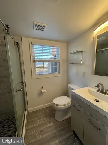 $619,900 | 8001 Hammond Street, Alexandria, VA 22309