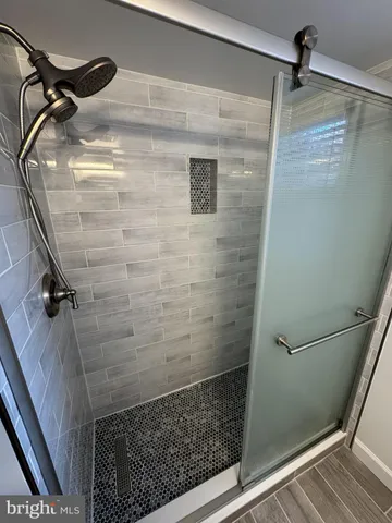 $619,900 | 8001 Hammond Street, Alexandria, VA 22309