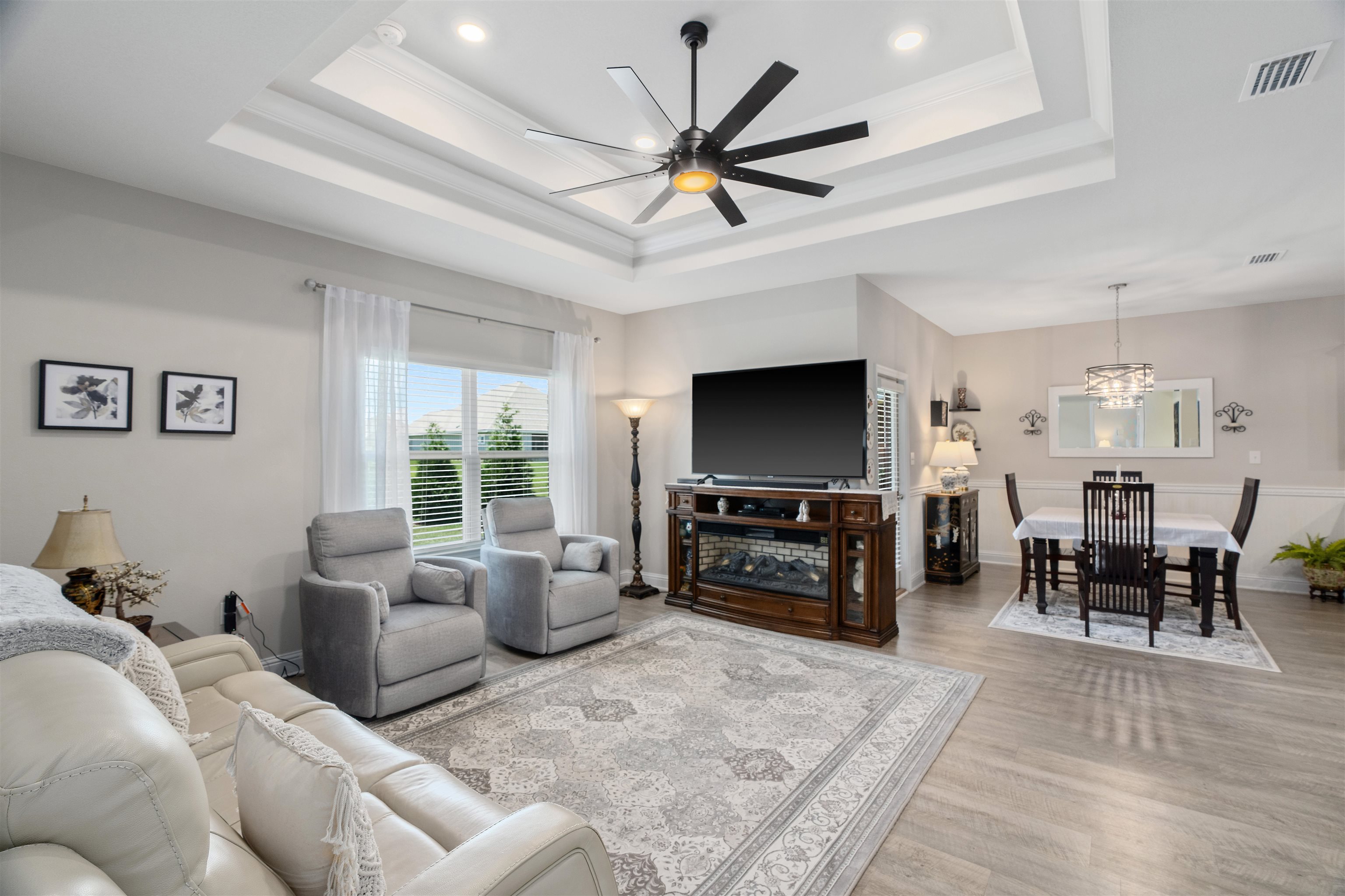 24593 Slater Mill Road Daphne, AL 36526 - Photo 10 of 32 Living Room