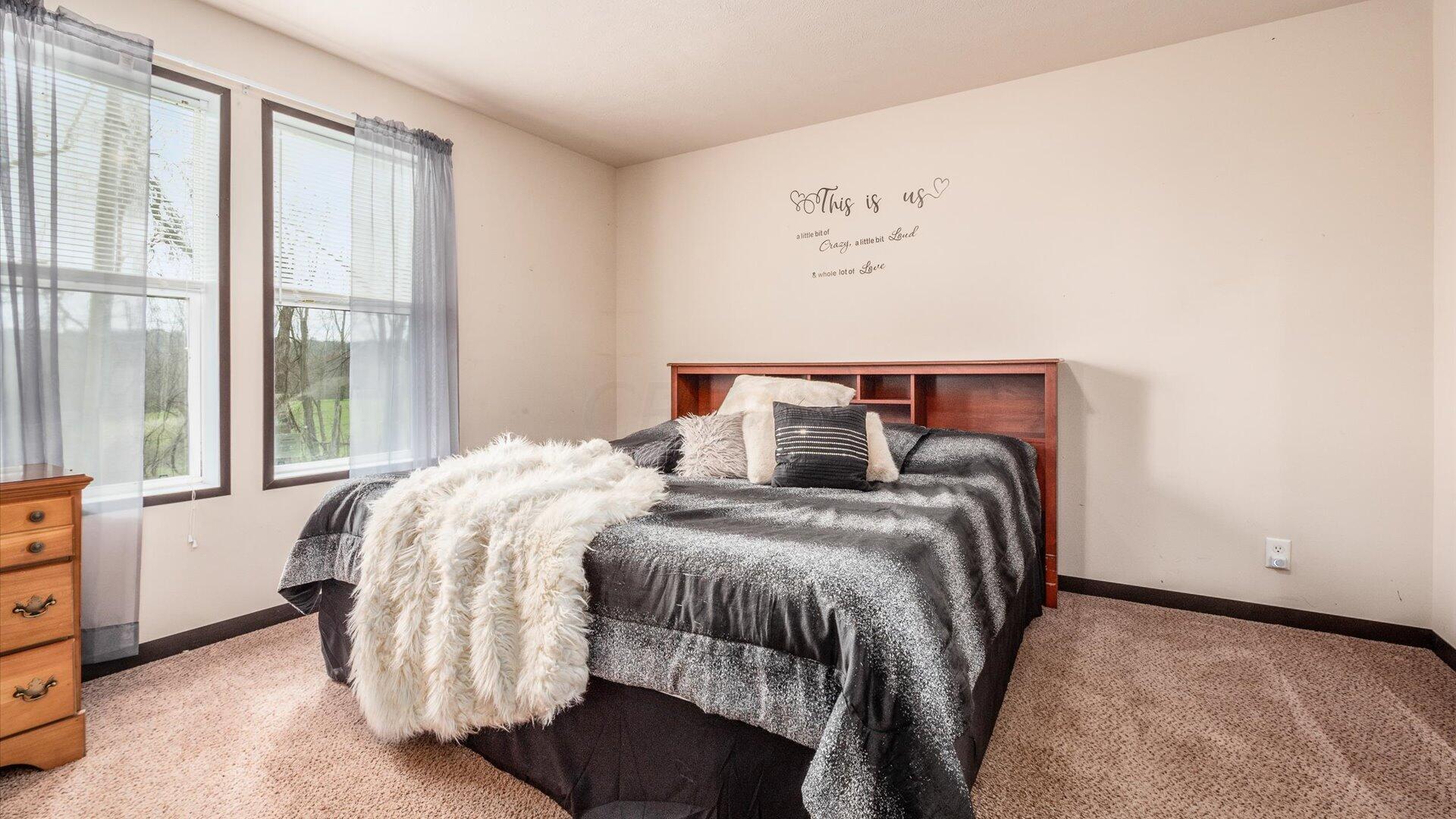 6514 Gratiot Road Southeast Heath, OH 43056 - Photo 16 of 34 18-z 6514 Gratiot Rd043
