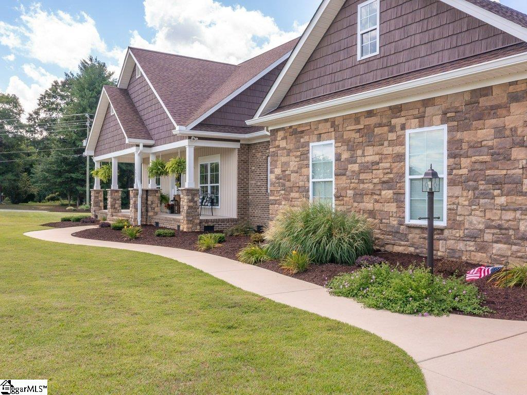 137 Seigle Drive Inman, SC 29349 - Photo 3 of 35 Gallery Image 3