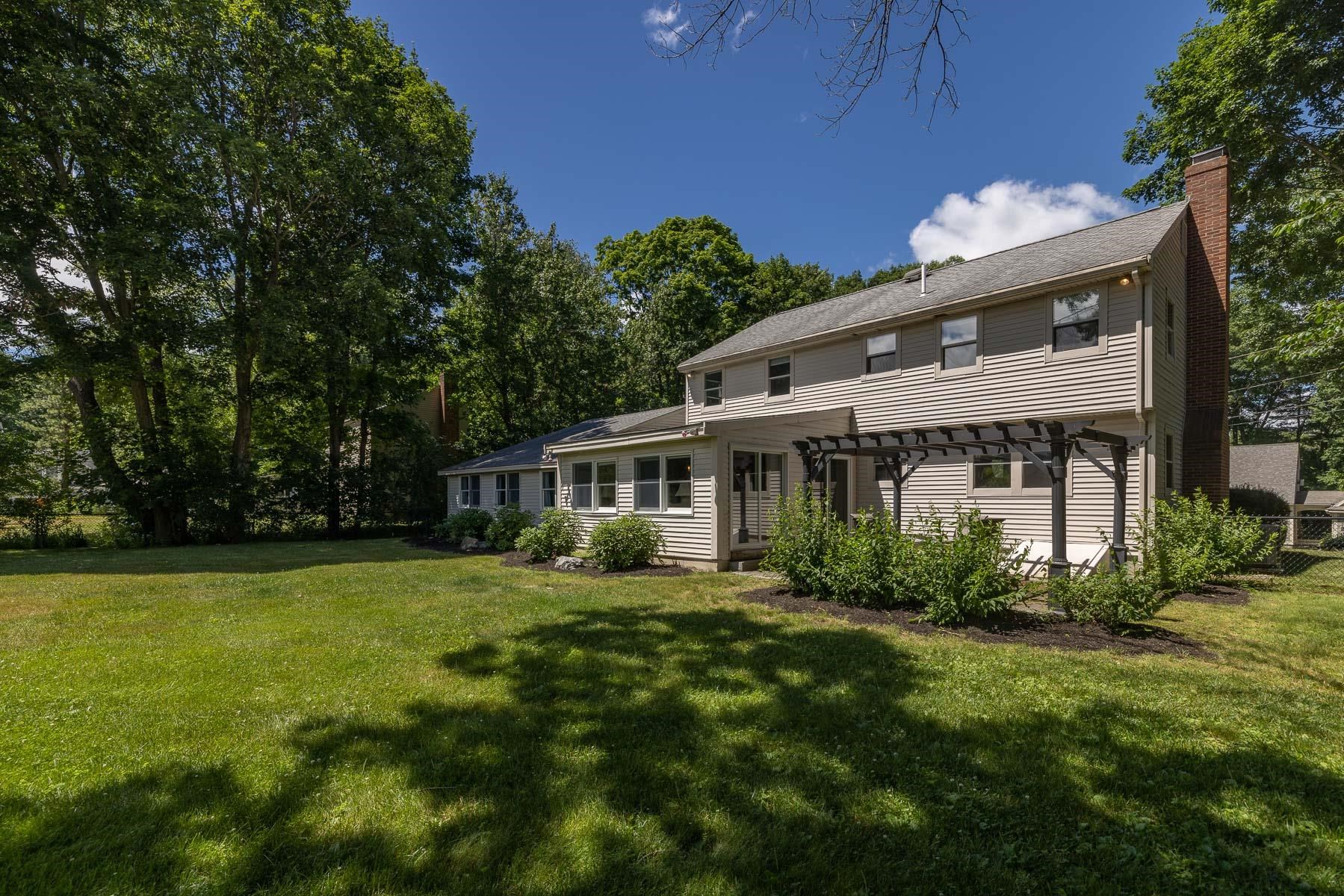 4 Hampshire Road North Hampton, NH 03862 - Photo 36 of 40