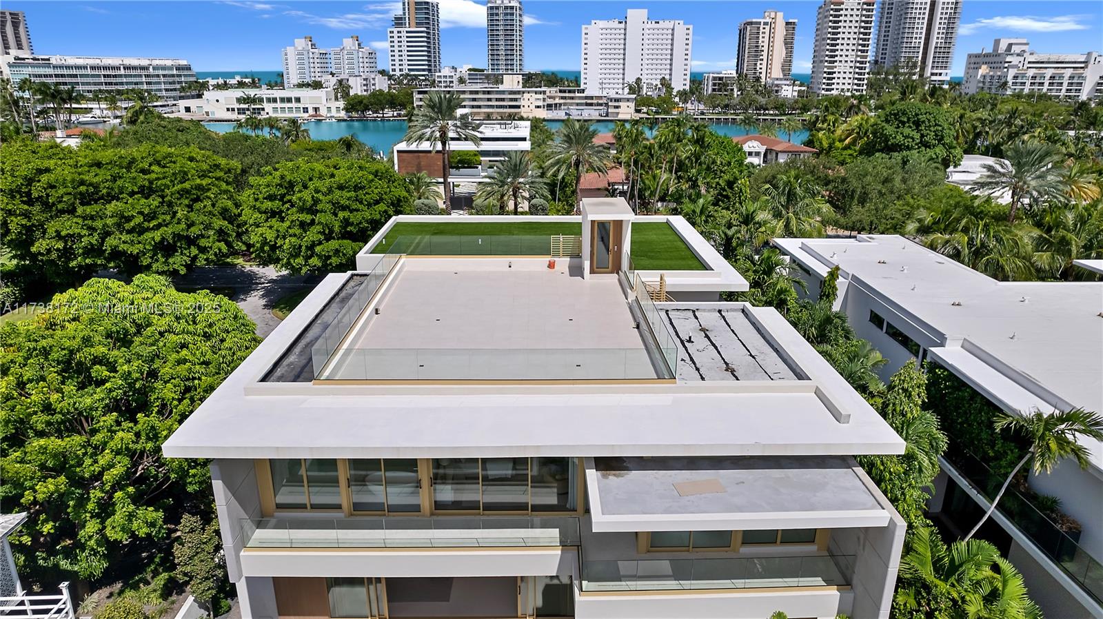 6494 Allison Road Miami Beach, FL 33141 - Photo 12 of 59