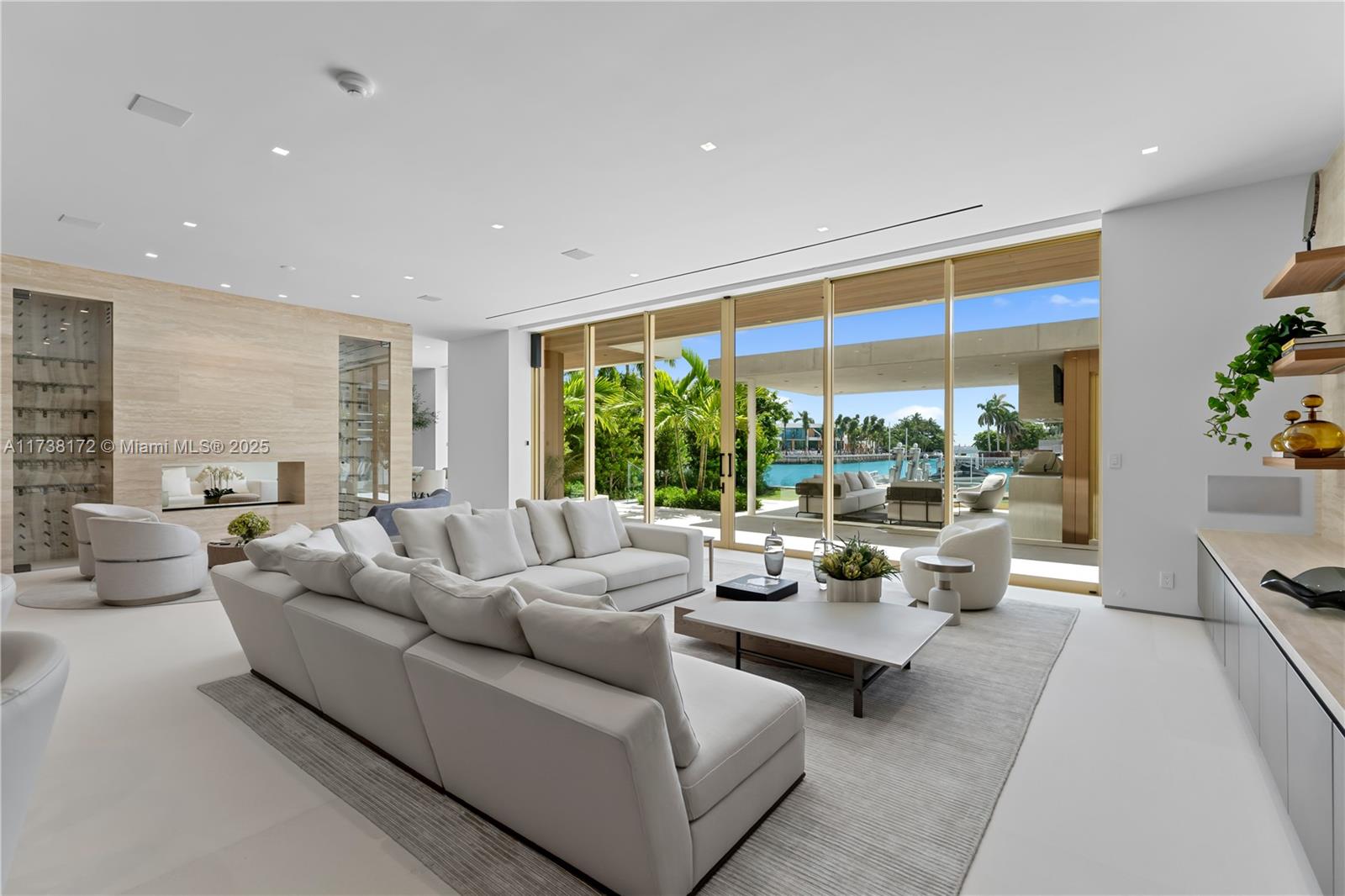 6494 Allison Road Miami Beach, FL 33141 - Photo 19 of 59