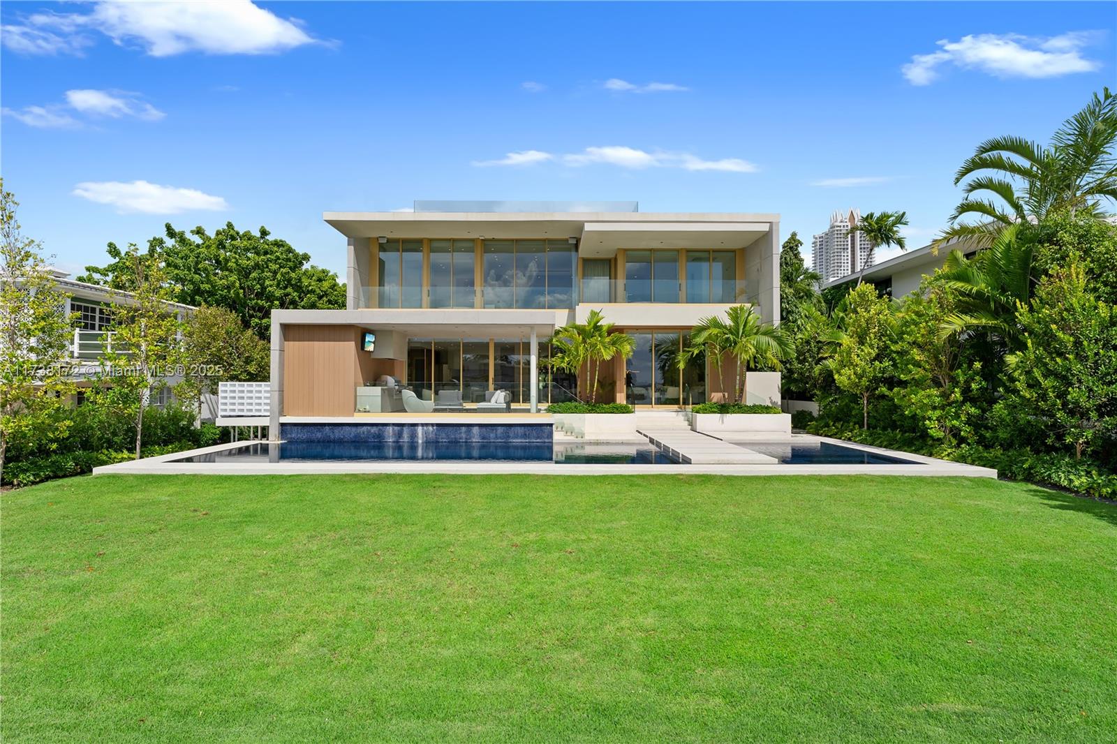 6494 Allison Road Miami Beach, FL 33141 - Photo 32 of 59