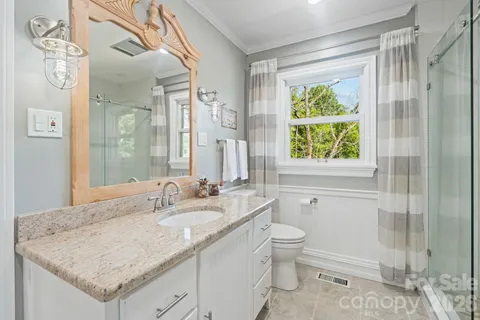 $1,299,900 | 6296 Southlake Drive, Hickory, NC 28601