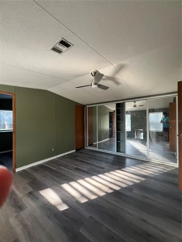 a view of livingroom with workspace