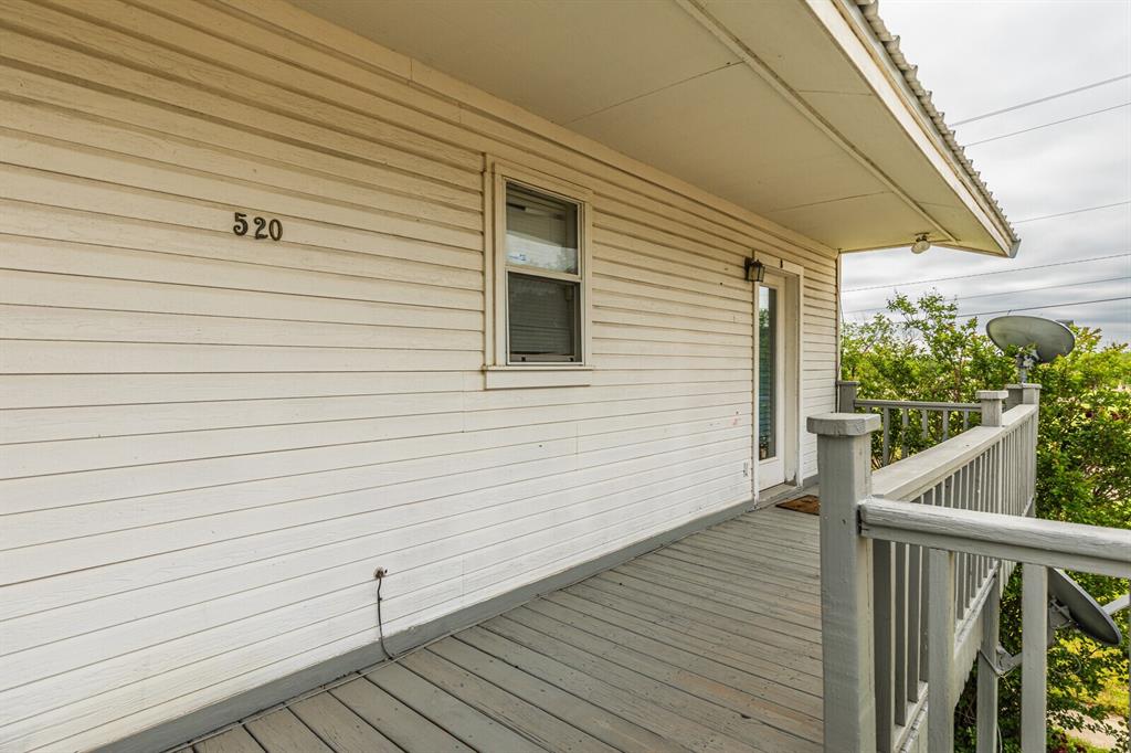 520 Live Oak Street Meridian, TX 76665 - Photo 3 of 9 a view of deck and wooden floor