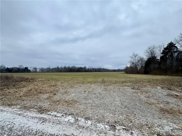 $300,000 | East Mccormick Road, Leavenworth, IN 47118