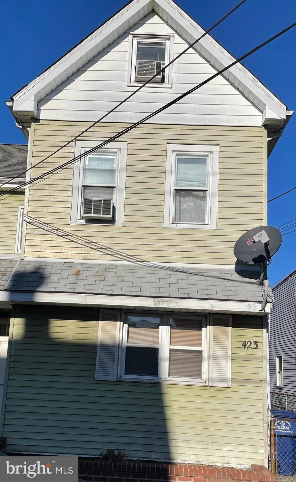 423 Kossuth Street Riverside, NJ 08075 - Photo 1 of 2