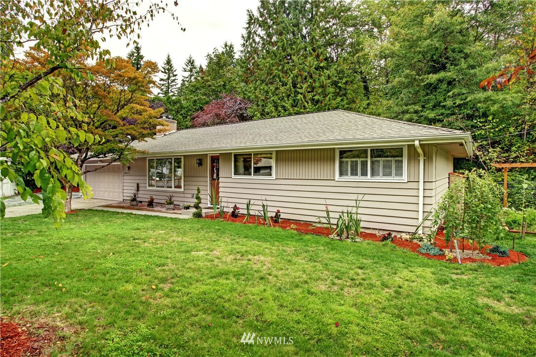 14416 183rd Avenue Southeast Renton, WA 98059 - Photo 3 of 18 Gallery Image 3