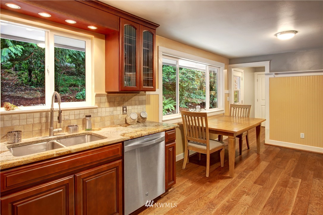 14416 183rd Avenue Southeast Renton, WA 98059 - Photo 10 of 18 Gallery Image 10