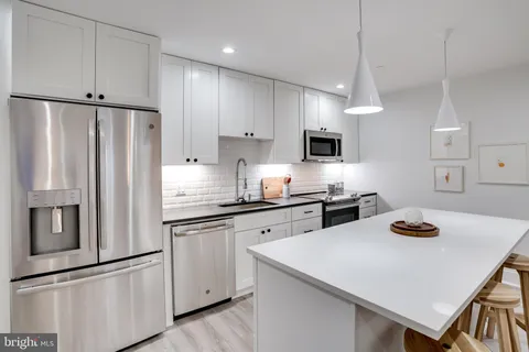 $3,000 | 22 Bryant Street Northwest, Unit 1, Washington, DC 20001